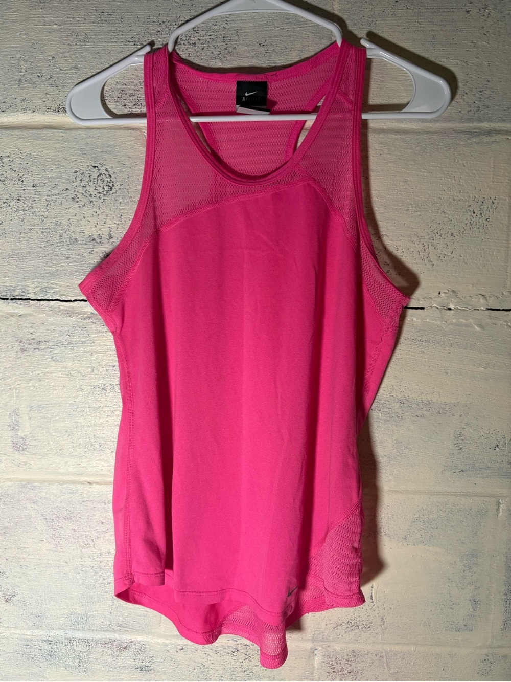 Nike Dri-Fit Pink Vented Racerback Activewear Curved Hem Tank Top M